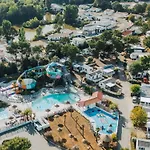 Mobil-home Cosy Avec Terrasse - 2 Doubles - Api-1-52-1466 Campsite *