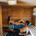 Mobil-home Cosy Avec Terrasse - 2 Doubles - Api-1-52-1466 Campsite