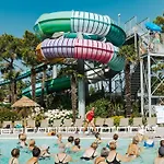 Mobil-home Cosy Avec Terrasse - 2 Doubles - Api-1-52-1466 Campsite Saint-Jean-de-Monts