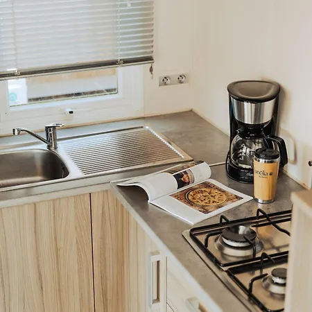 Mobil-home Cosy Avec Terrasse - 2 Doubles - Api-1-52-1466