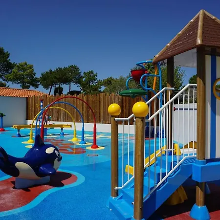 Mobil-home Cosy Avec Terrasse - 2 Doubles - Api-1-52-1466 Saint-Jean-de-Monts