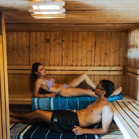 Mobil-home Cosy Avec Terrasse - 2 Doubles - Api-1-52-1466 Campsite