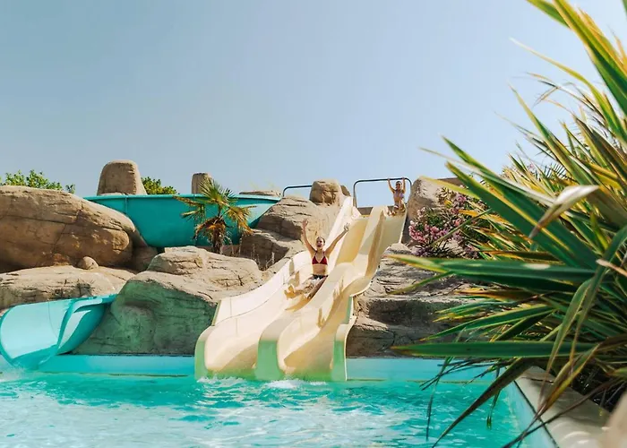 Campsite Mobil-home Cosy Avec Terrasse - 2 Doubles - Api-1-52-1466 *