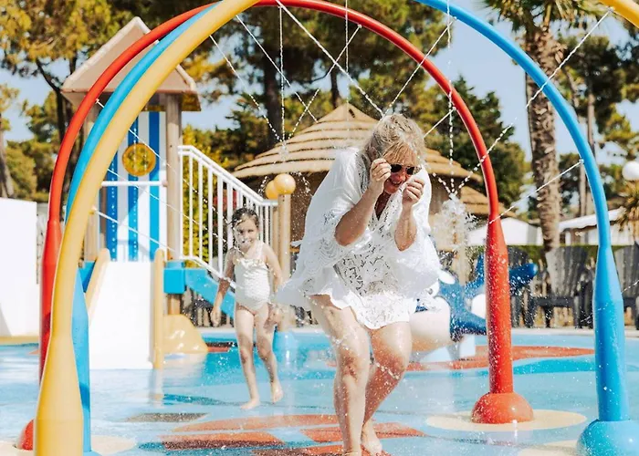 Mobil-home Cosy Avec Terrasse - 2 Doubles - Api-1-52-1466